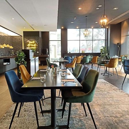 Novotel Melbourne Глен-Уэверли Экстерьер фото