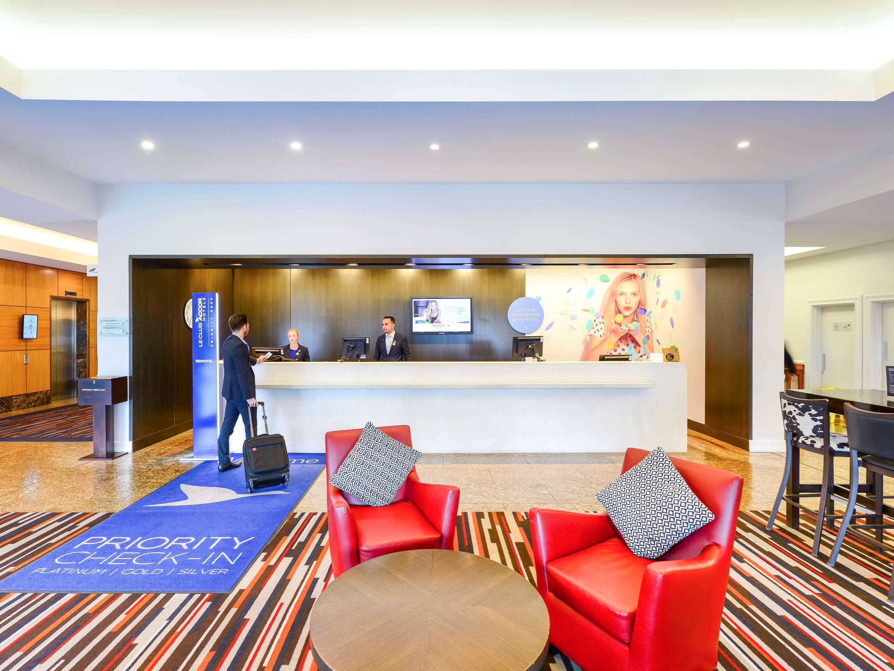 Novotel Melbourne Глен-Уэверли Экстерьер фото