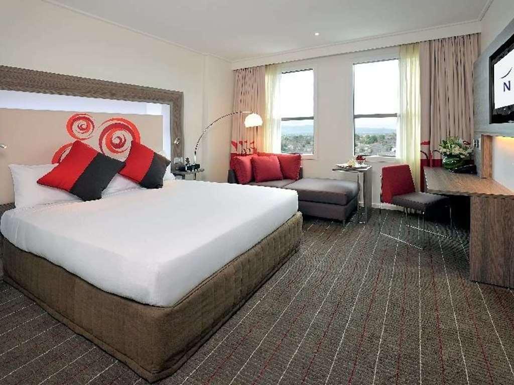 Novotel Melbourne Глен-Уэверли Номер фото