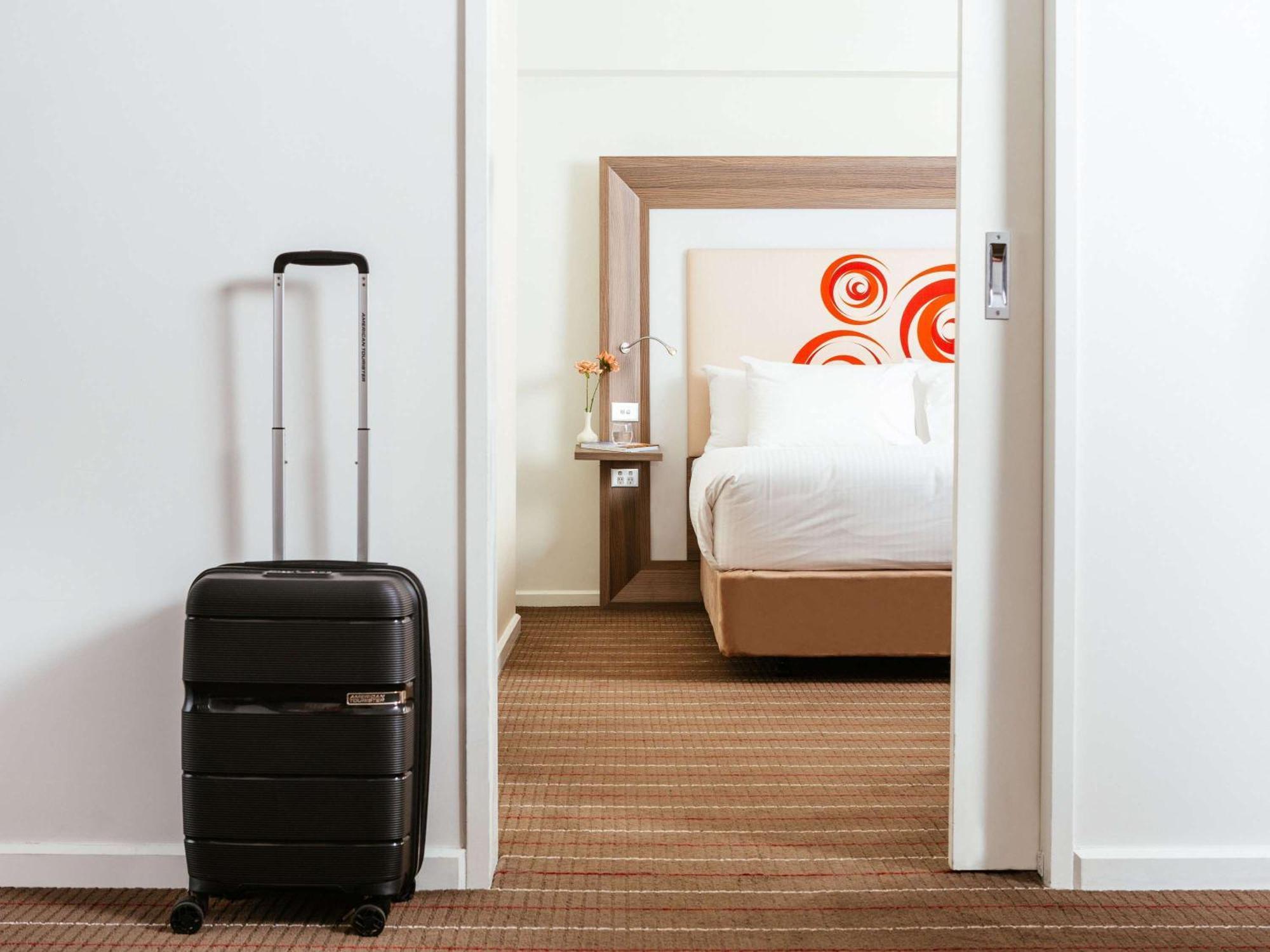 Novotel Melbourne Глен-Уэверли Экстерьер фото